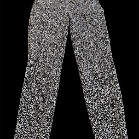 Talbots Black and White Patterned Capris - Picture 1 of 2